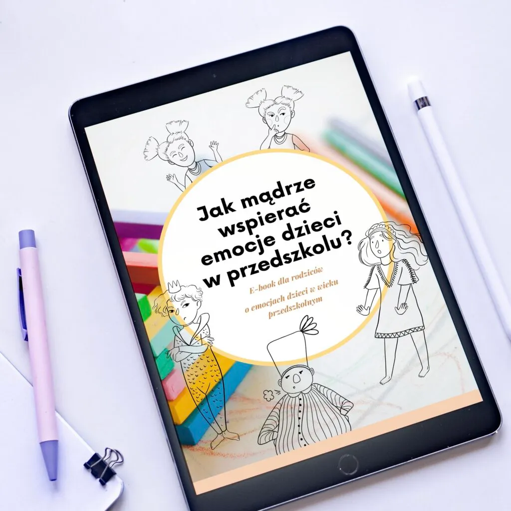 Okładka książki "E-book i postaci", projekt komercyjny, ilustracja Anny Karwali